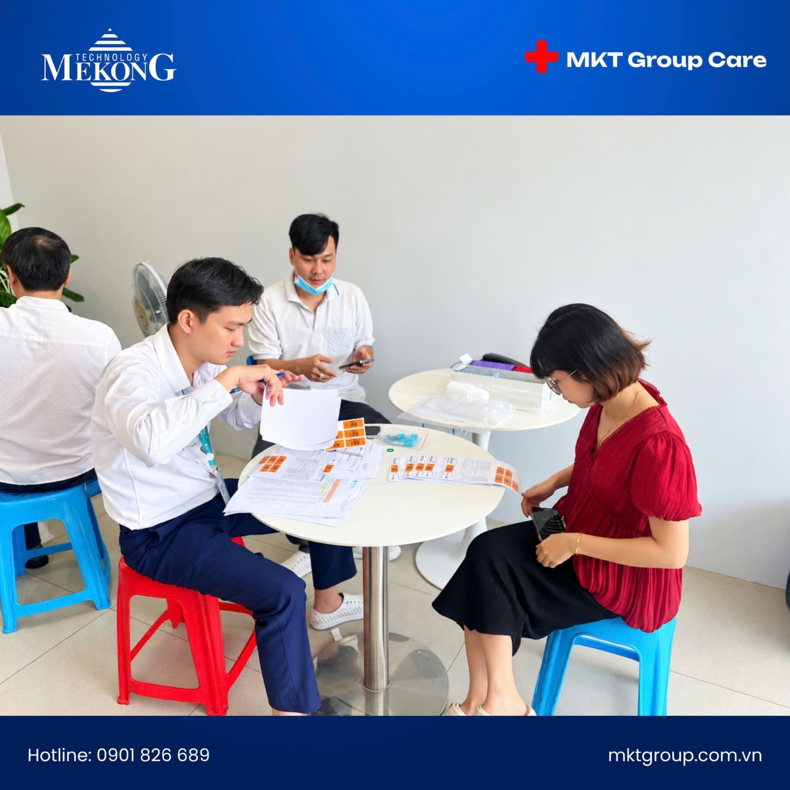Hoạt động khám sức khỏe được tổ chức ngay tại công ty, tạo điều kiện thuận tiện cho cán bộ nhân viên tham gia